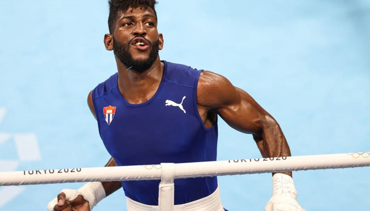 Ломаченко може зустрітися на рингу з олімпійським чемпіоном