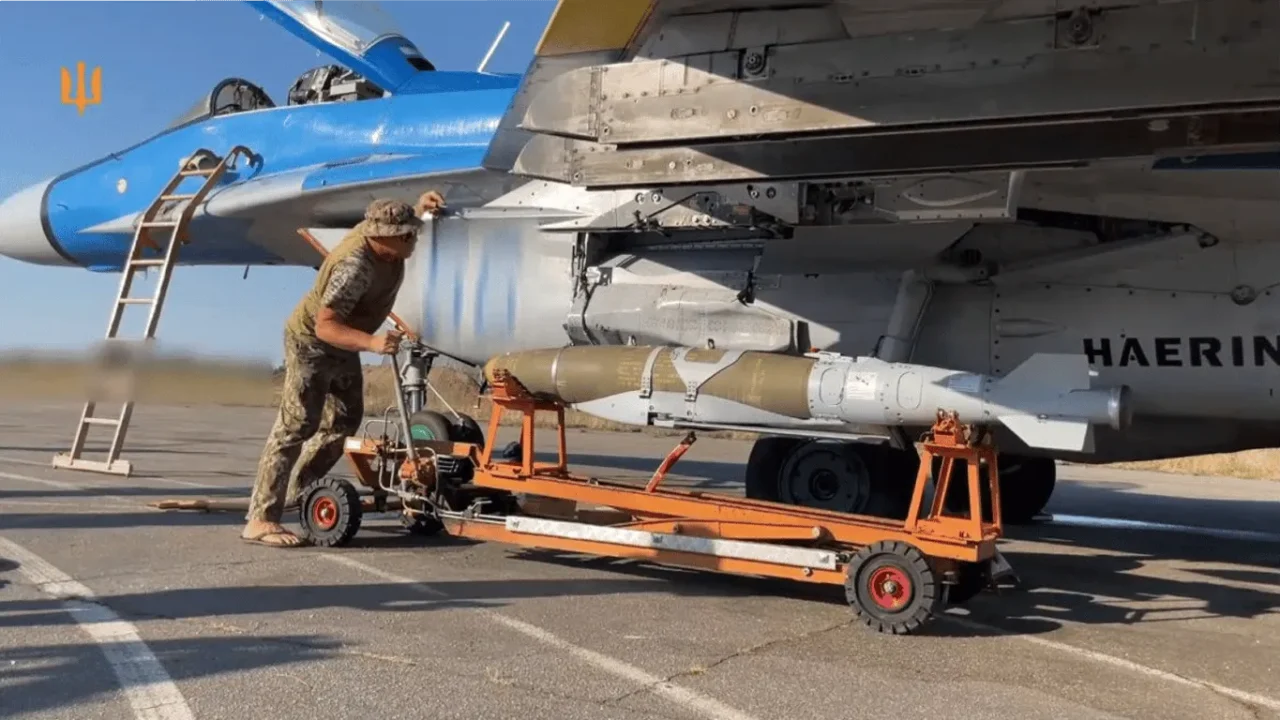 JDAM-ER уразили місце дислокації окупантів у Соледарі