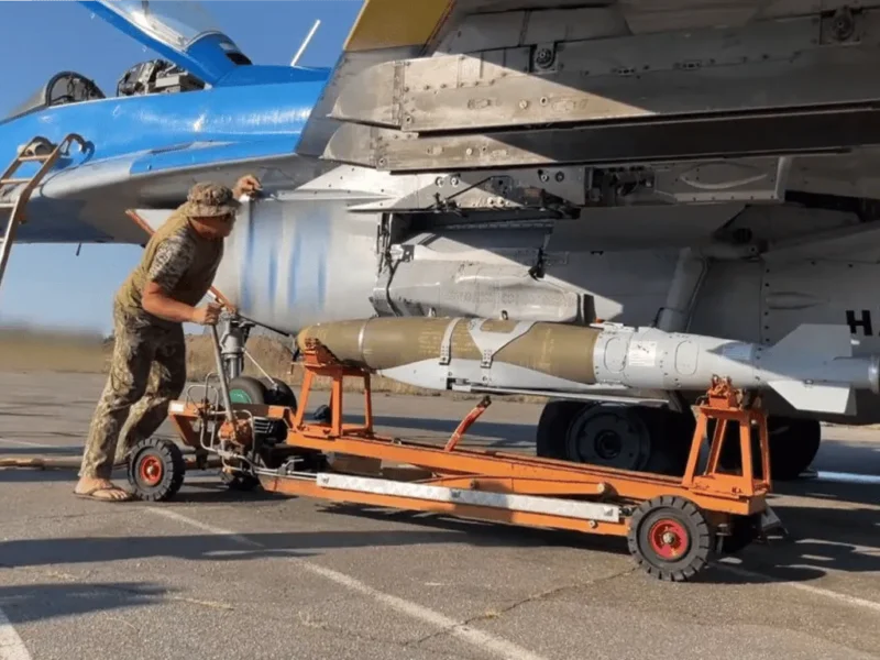 JDAM-ER уразили місце дислокації окупантів у Соледарі