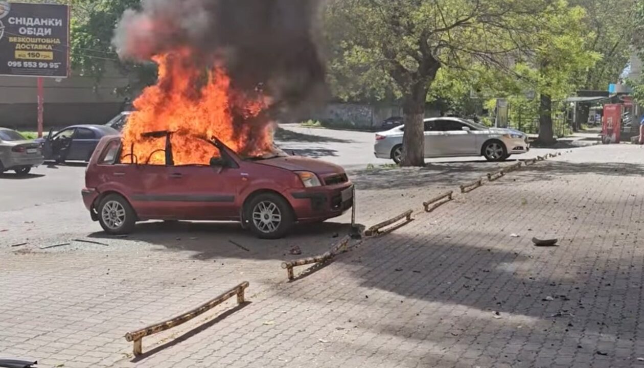 Дрони росіян атакували центр Херсона: є потерпілі