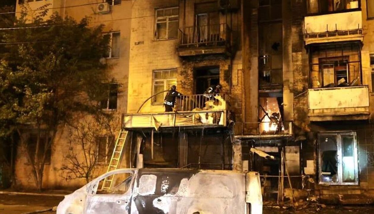 В ДСНС показали наслідки атаки на Харків
