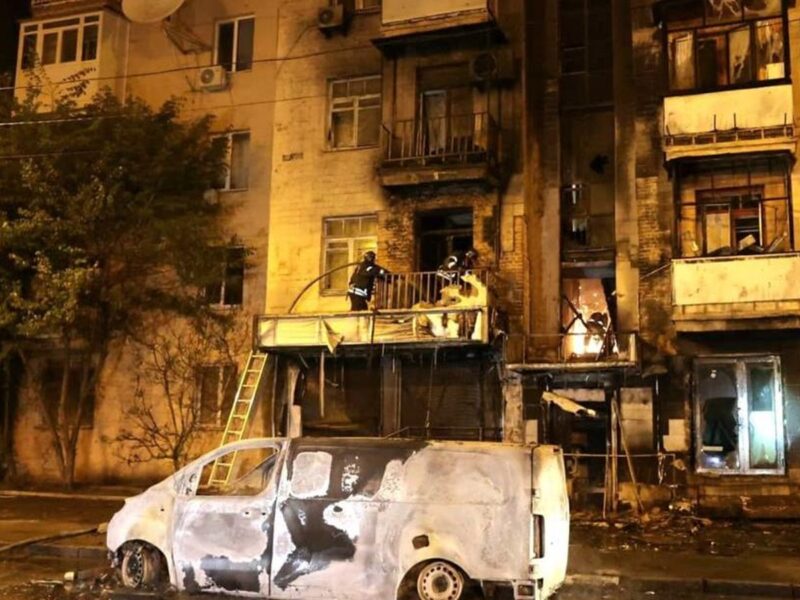 В ДСНС показали наслідки атаки на Харків
