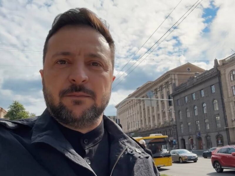 "Ніколи знову": Зеленський звернувся до українців