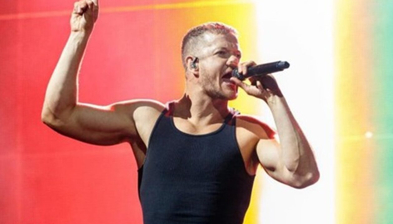 Imagine Dragons підняв прапор України на концерті в Мілані