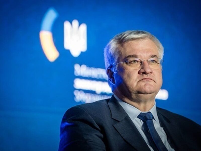 Сибіга опублікував відео з вибухами над Києвом