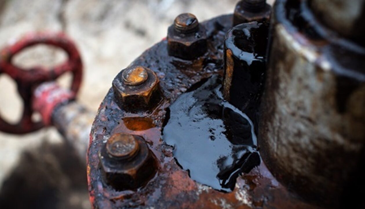 Нафтогазові доходи Росії впали на 53% за місяць