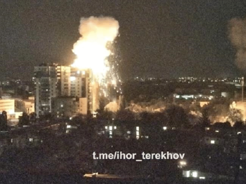 Моменти влучань у Харкові показали на відео