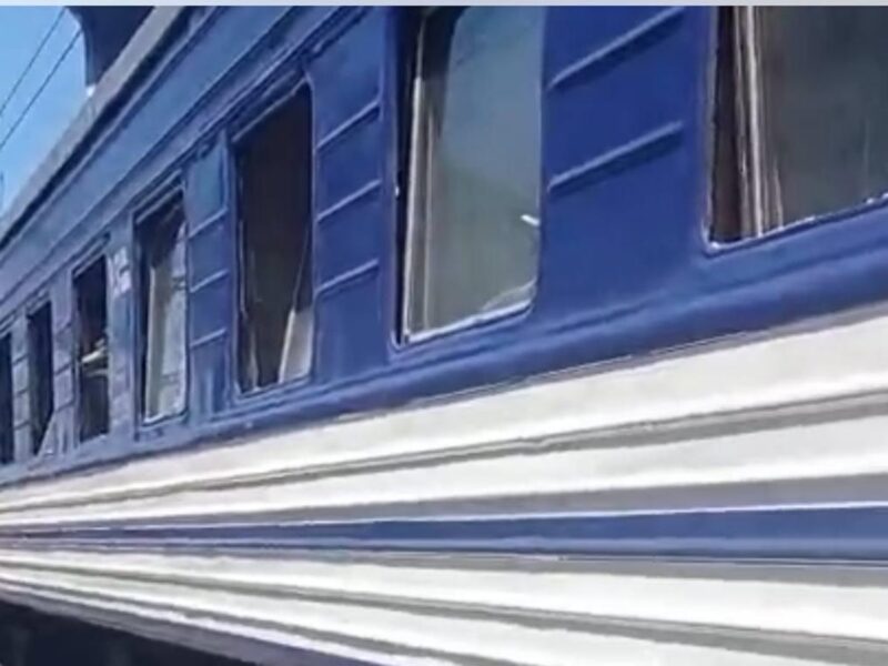 Удар Росії пошкодив поїзд Одеса-Запоріжжя у Дніпрі