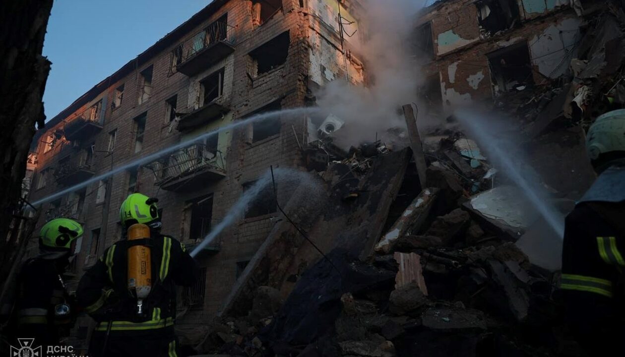 У зруйнованому будинку в Києві вже п'ять загиблих
