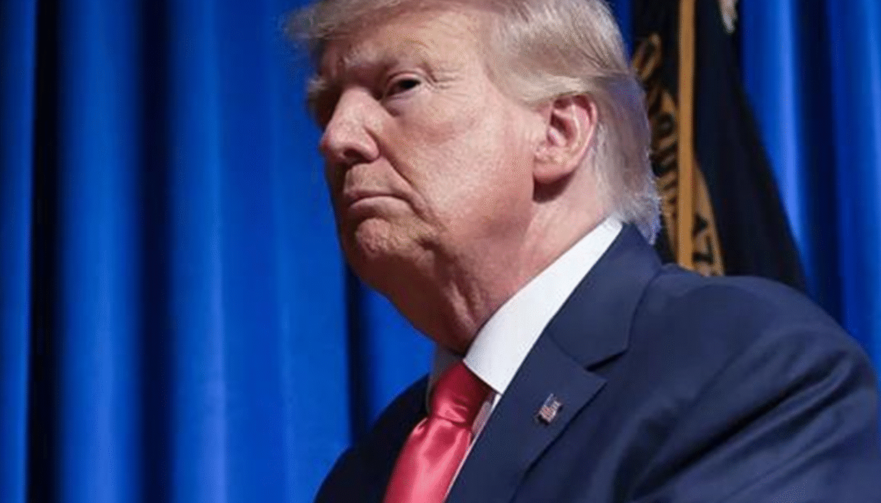 США зупинили всі торгові переговори з Канадою