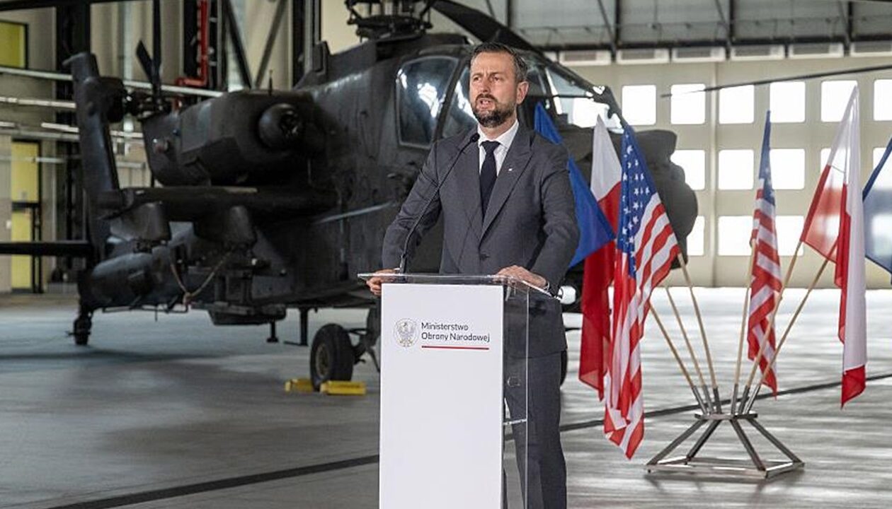 Польща відреагувала на зупинку поставок зброї США