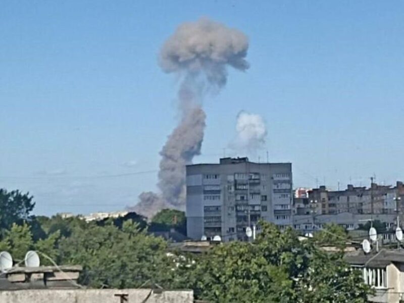 СюжетПідсумки 2.06: вибух під Житомиром і рішення США
