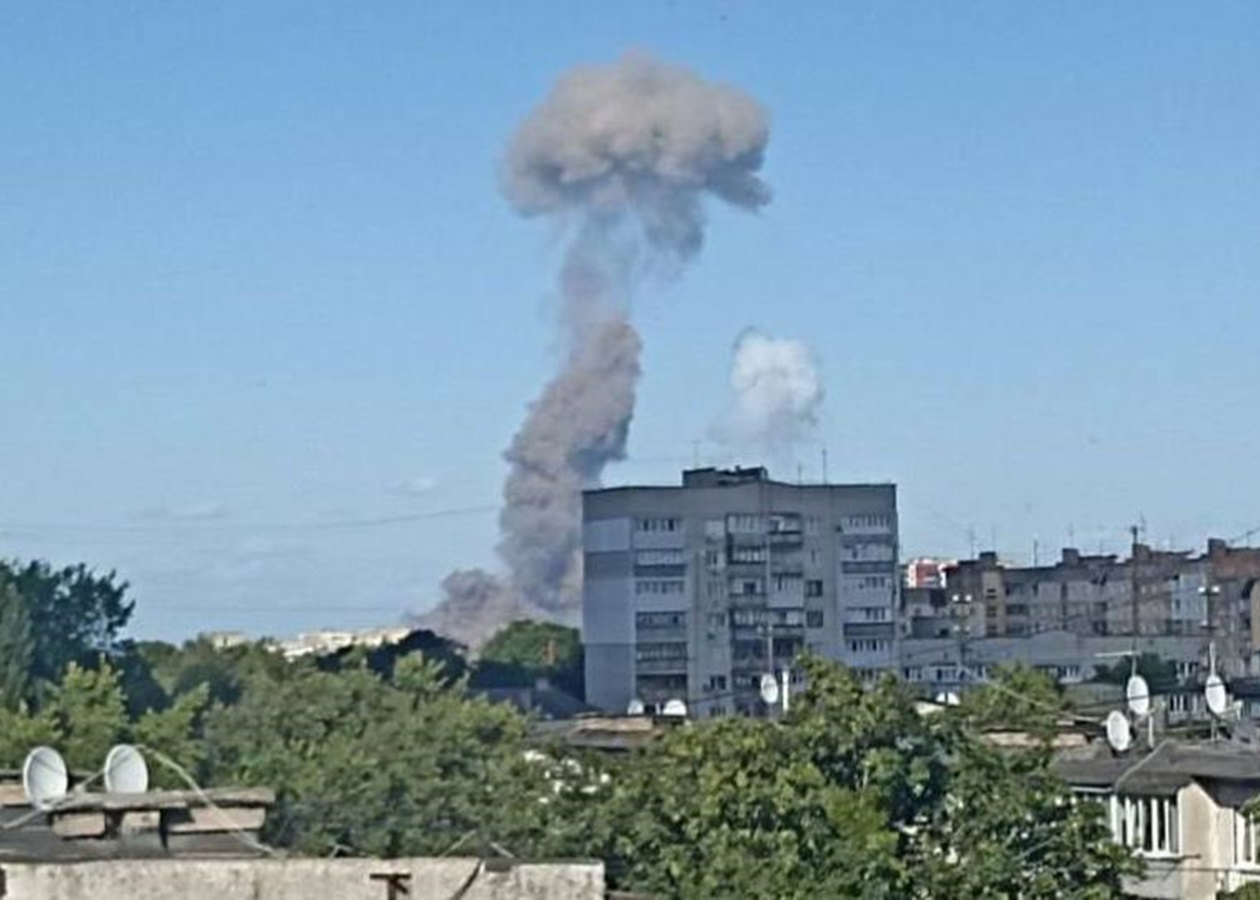 СюжетПідсумки 2.06: вибух під Житомиром і рішення США