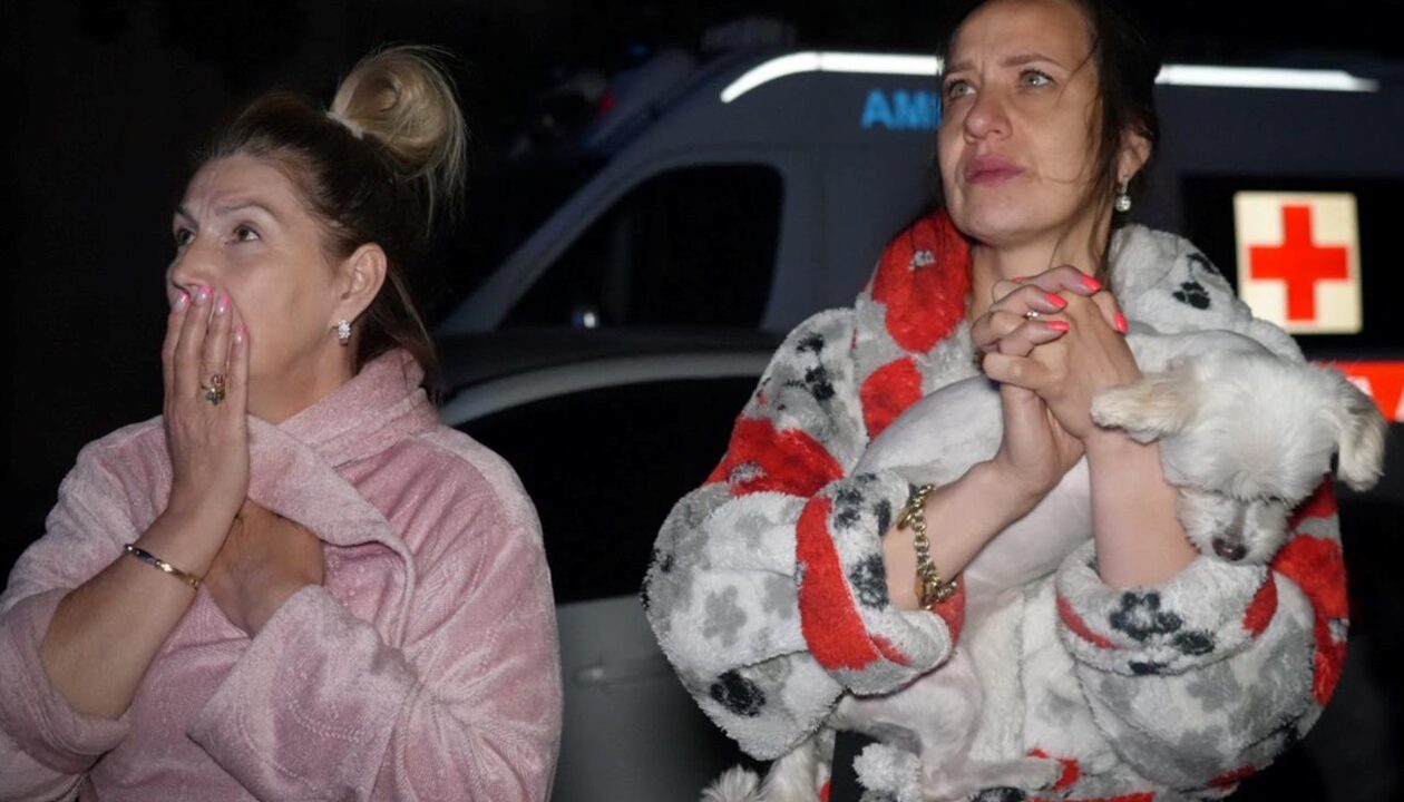 Нічна атака на Одесу: врятовано 10 людей