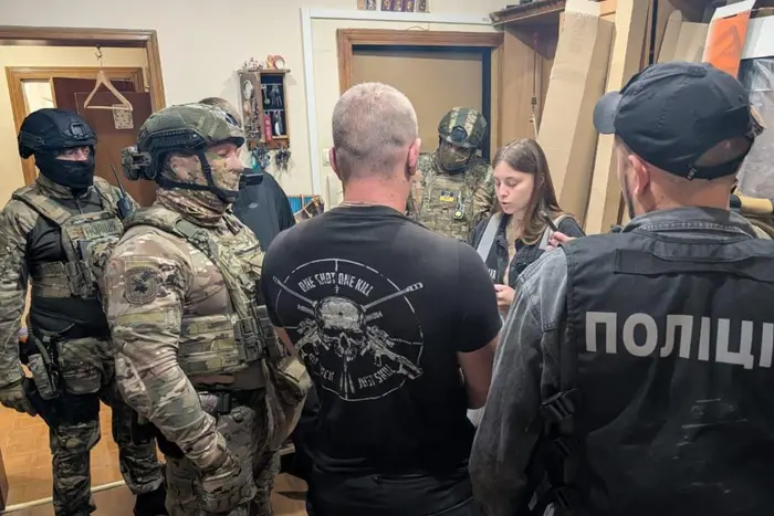 Нацполіція проводить понад 150 обшуків у всіх областях України
