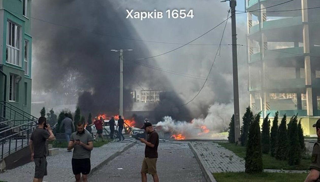 Центр Харкова зазнав удару КАБів, є поранені