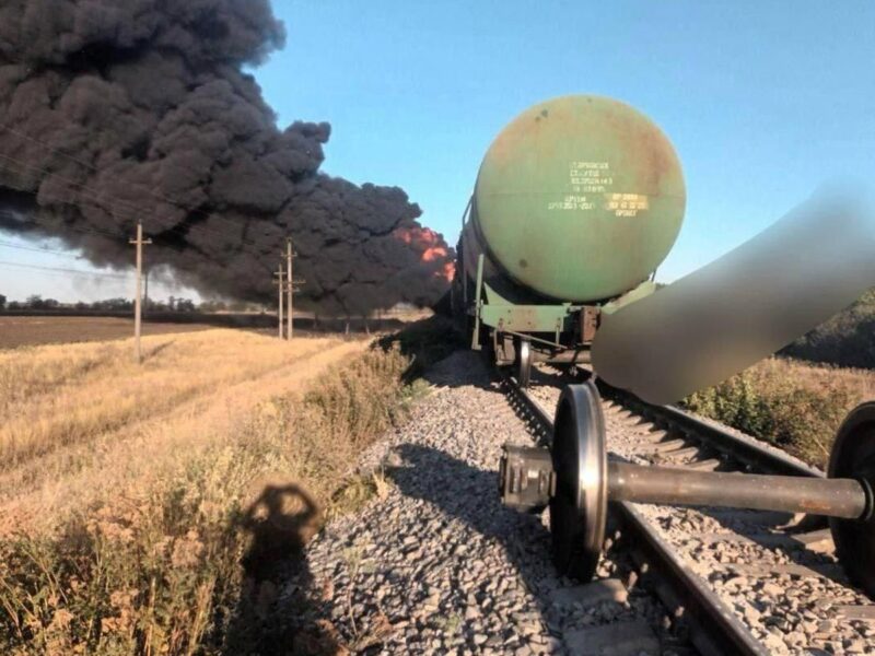 З'явились кадри знищення поїзду РФ на Запоріжжі