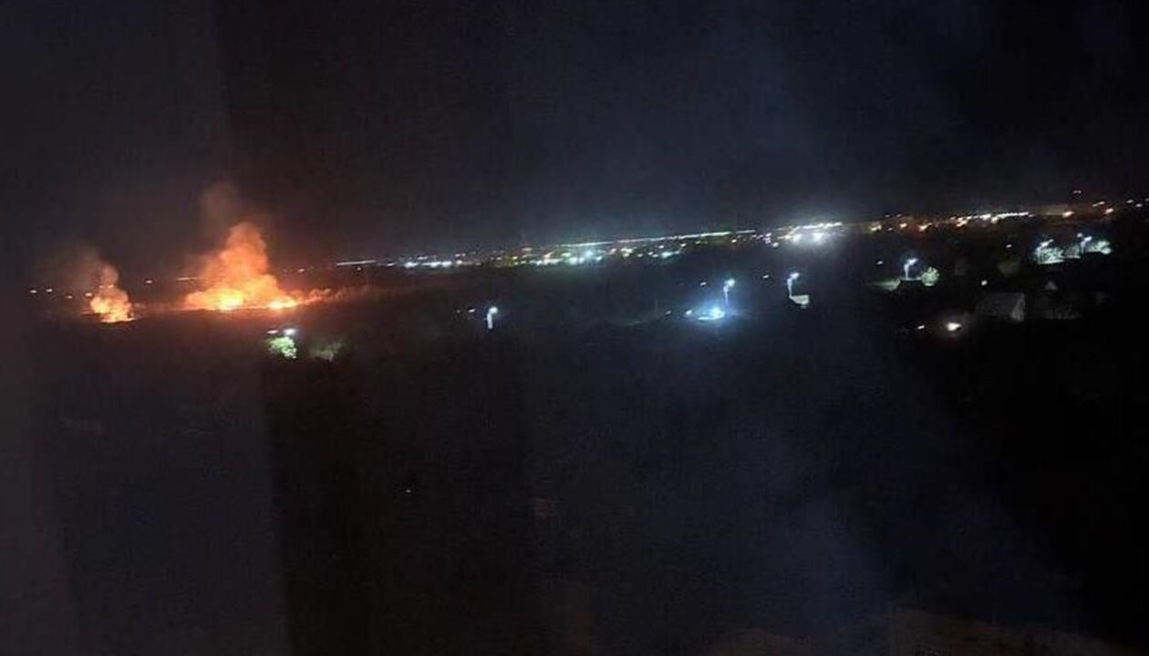 У Волгограді палає НПЗ