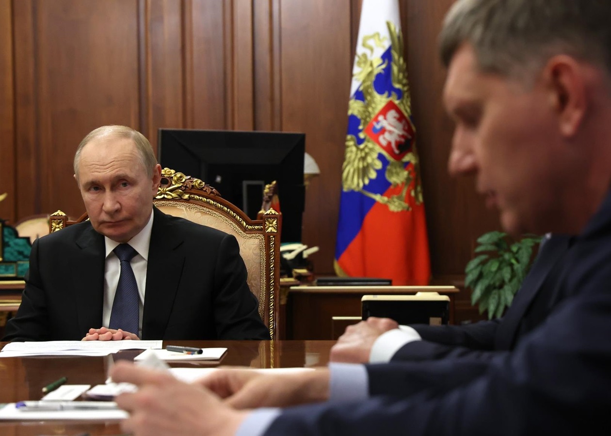 Путіну озвучили невтішні прогнози щодо економіки РФ