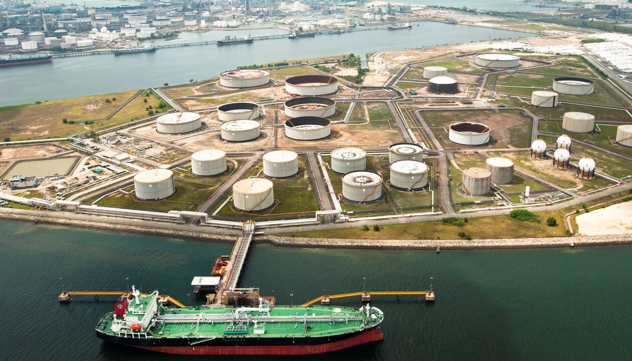 Goldman Sachs спрогнозував обвал цін на нафту до $50