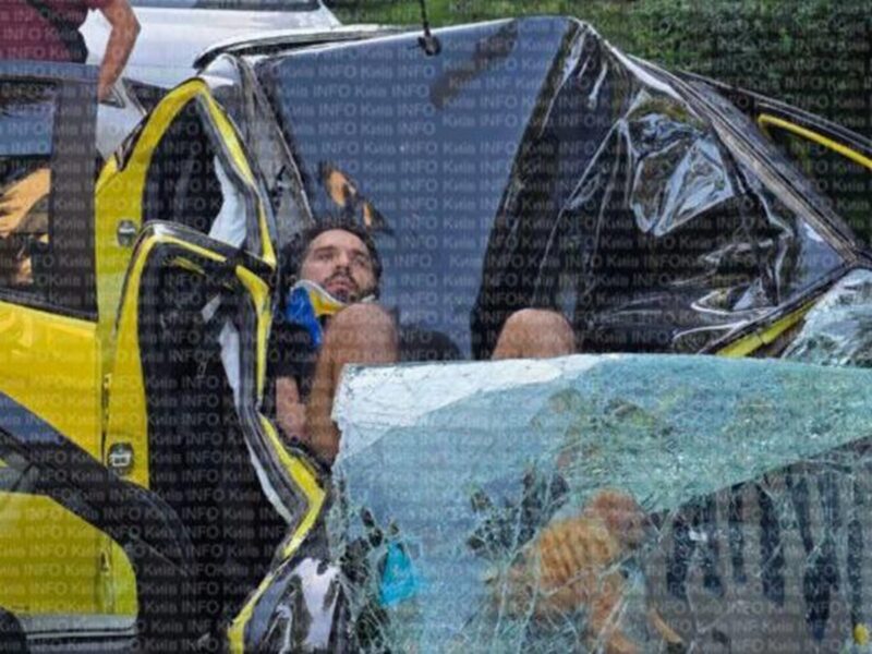 У Києві чоловік вижив після падіння з 19 поверху