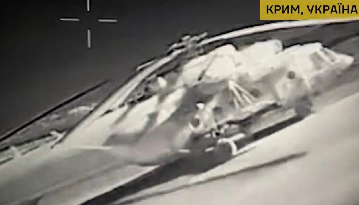 ГУР уразило два гелікоптери і буксир в Криму
