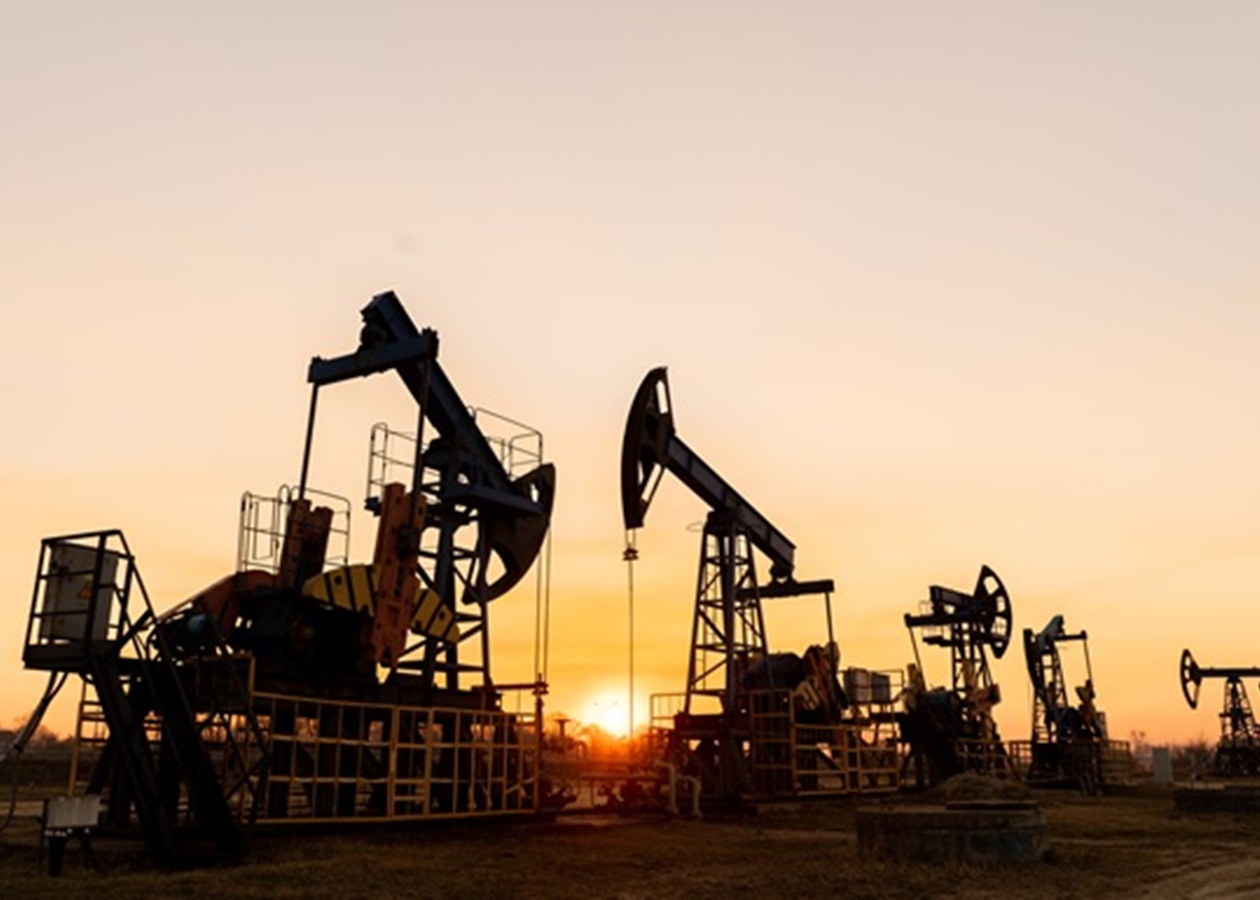 "Сировинні" доходи РФ впали до мінімуму з початку війни - аналітики