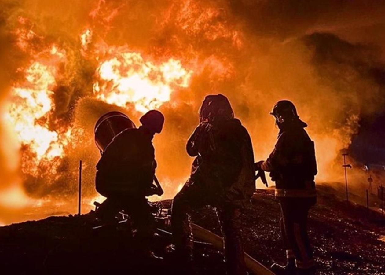 На Київщині внаслідок вибухів виникли пожежі - ОВА