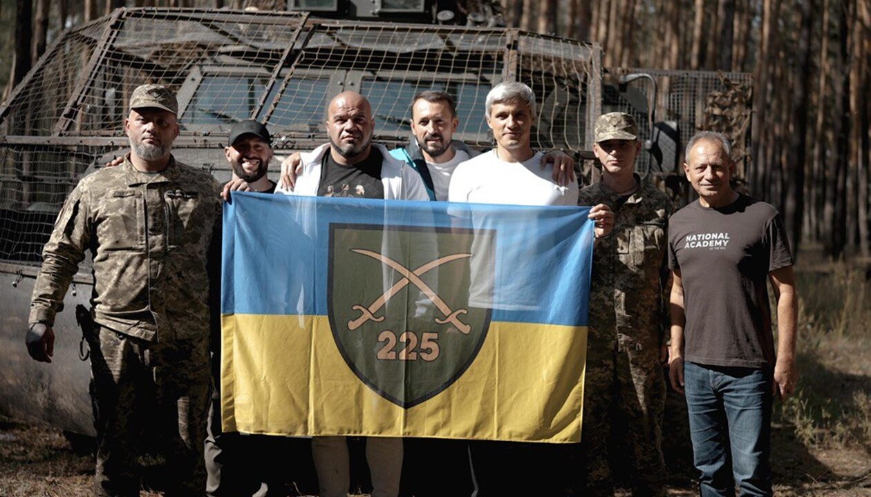 Прес-релізБФ молодіжної ініціативи "Надія", Валерій Дубіль та Артем Чаплигін доставили на схід РЕБи, засоби живлення та звʼязку