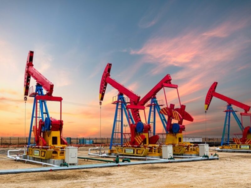 Видобуток нафти в Анголі виріс до мільйона барелів на день