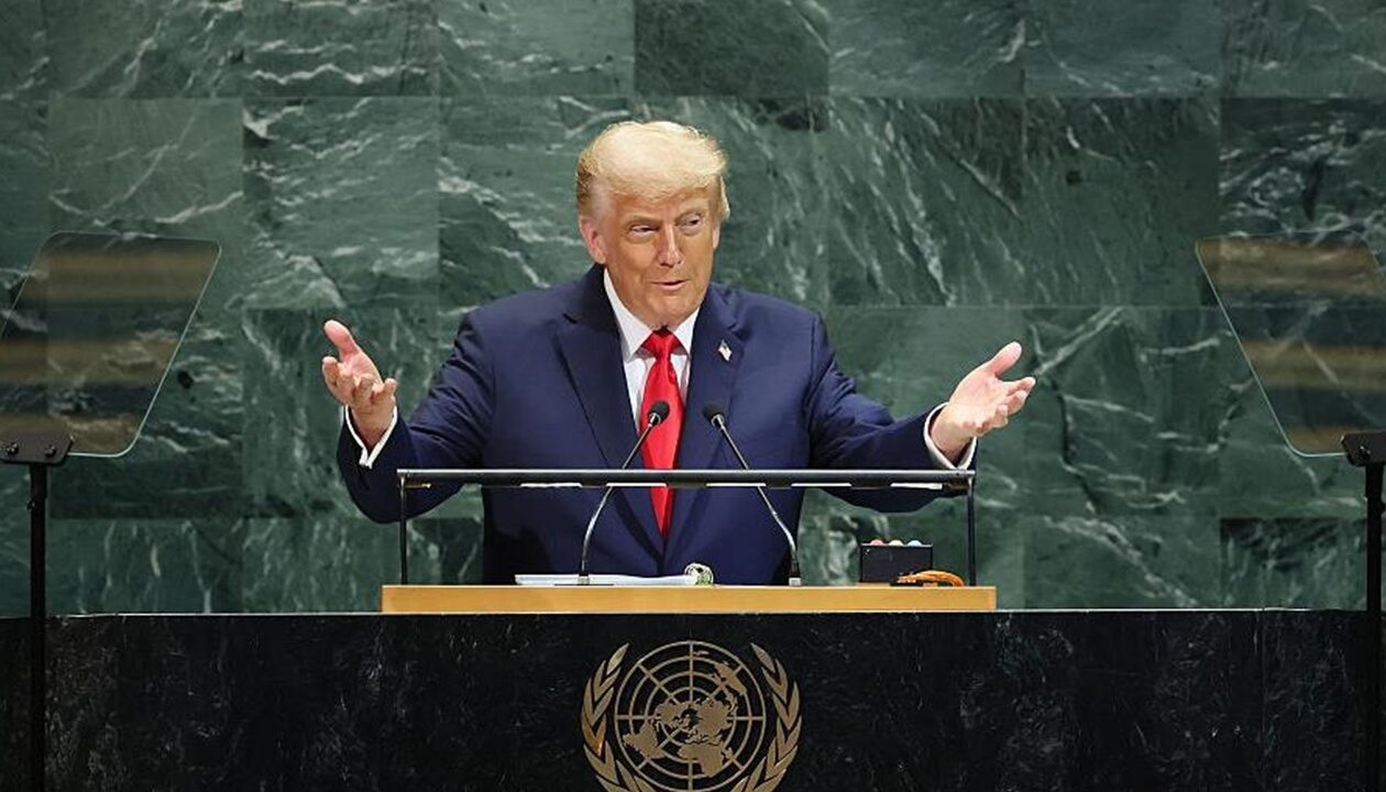 Трамп заявив, що зміни клімату "не існує"