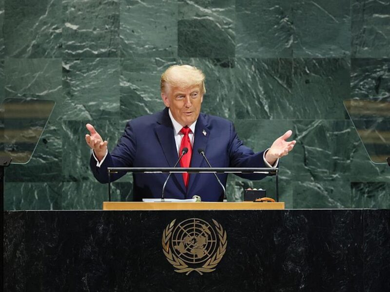 Трамп заявив, що зміни клімату "не існує"