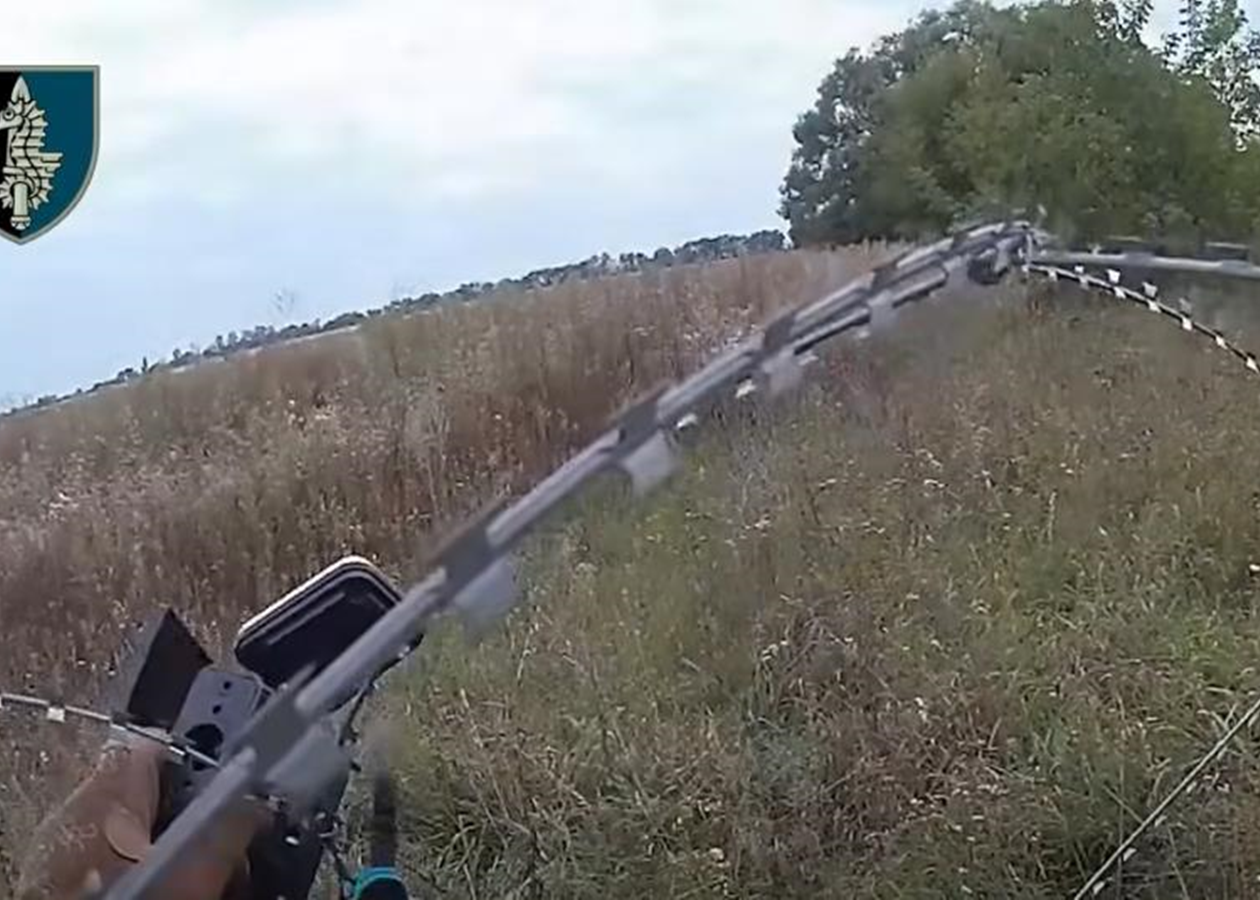 Бійці ССО і ГУР знищили у Росії трьох військових та захопили зброю