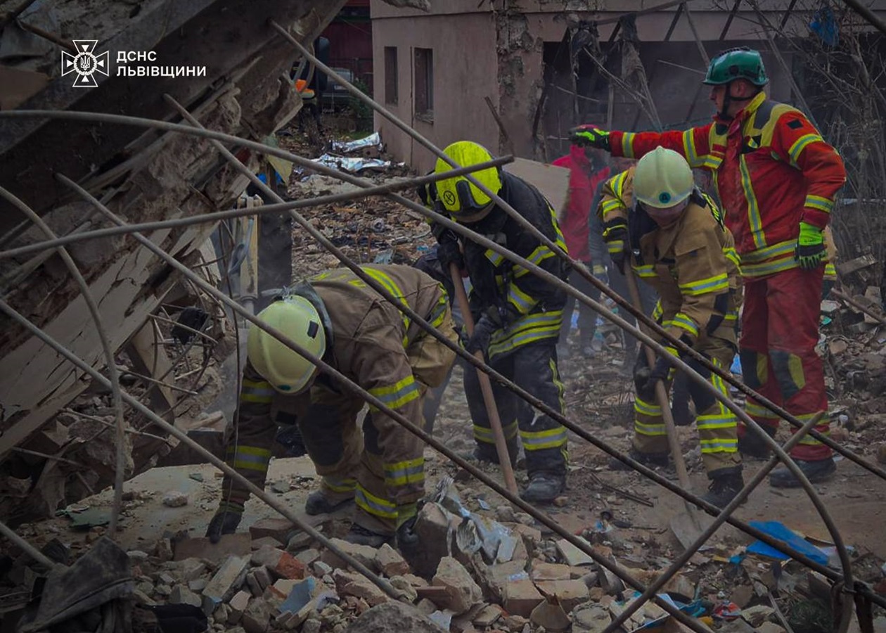 З'явилися кадри перших хвилин удару по Львівщині