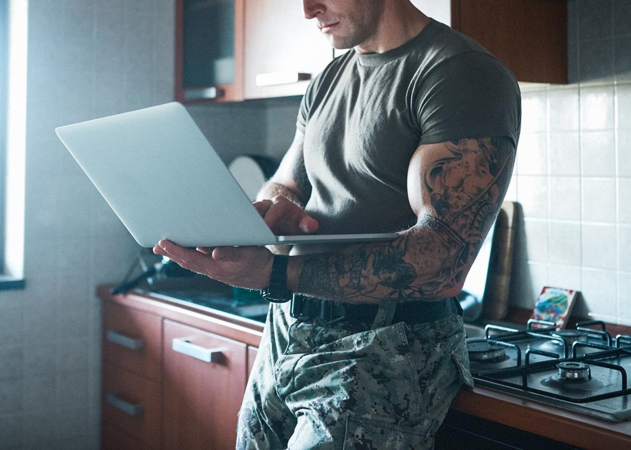 В США засудили екс-військового за "злив" інформації про Україну