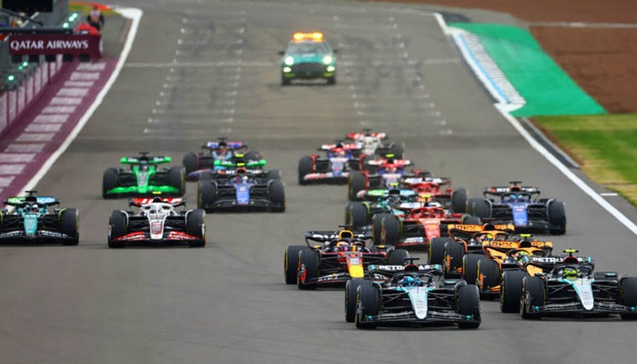 Apple може стати правовласником трансляцій перегонів у США