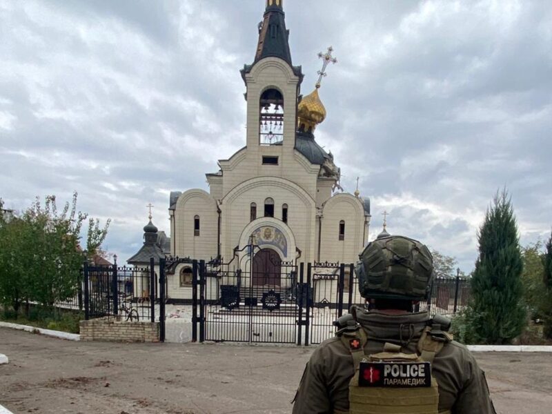 Росіяни скинули бомбу на храм УПЦ в Костянтинівці: є загиблі