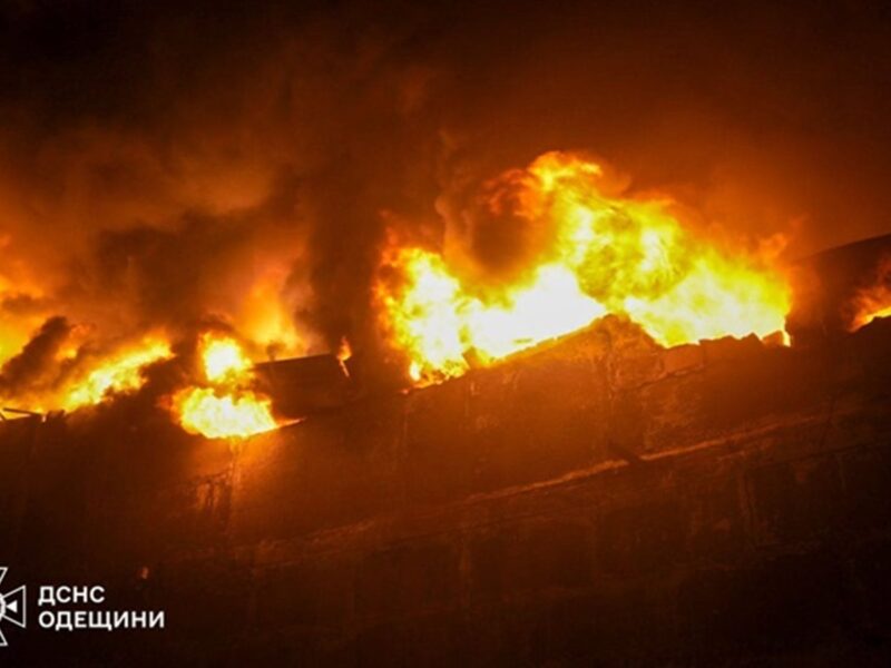 На Одещині вибухи: в ОВА закликали бути уважними