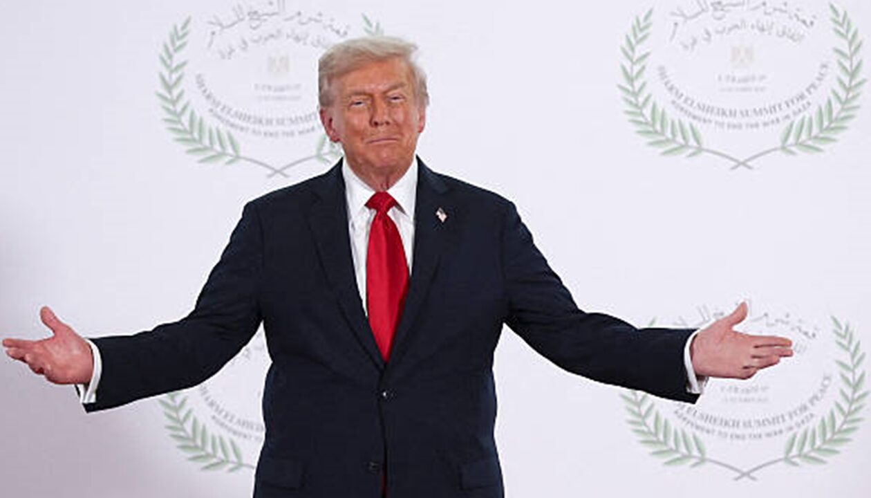 Трамп: Ніколи не закликав Зеленського здати Донбас