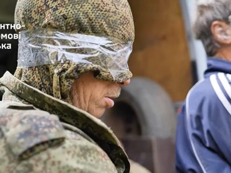 У полон потрапили тисячі росіян - Зеленський