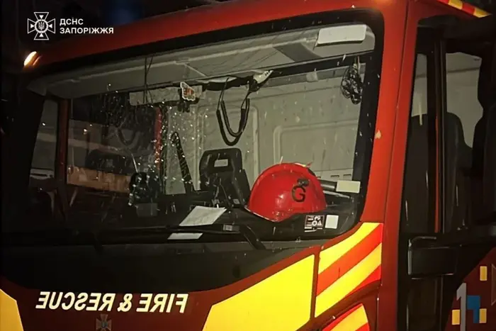 Запоріжжя: рятувальники потрапили під повторний обстріл окупантів (фото)