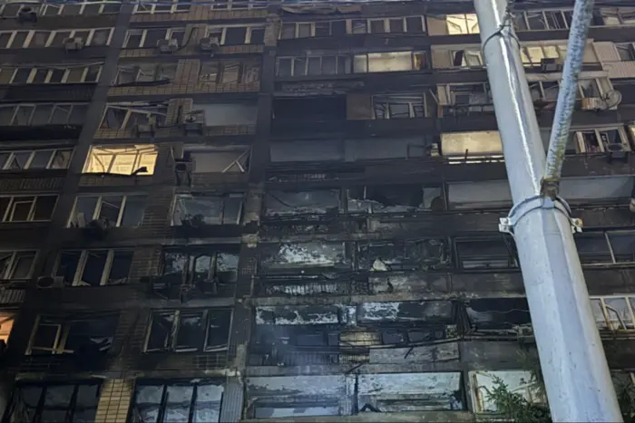 Обстріл Києва: зʼявилося фото пошкодженої багатоповерхівки на Печерську