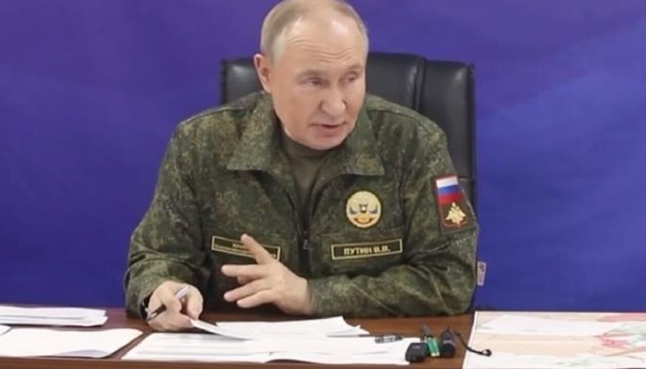 Путін похвалився "необмеженою" ракетою Буревісник