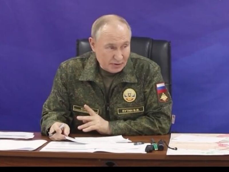 Путін похвалився "необмеженою" ракетою Буревісник