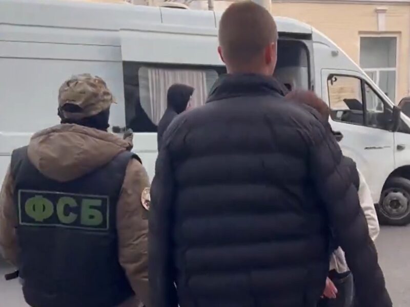 ФСБ заявила про затримання вісьмох "диверсантів"