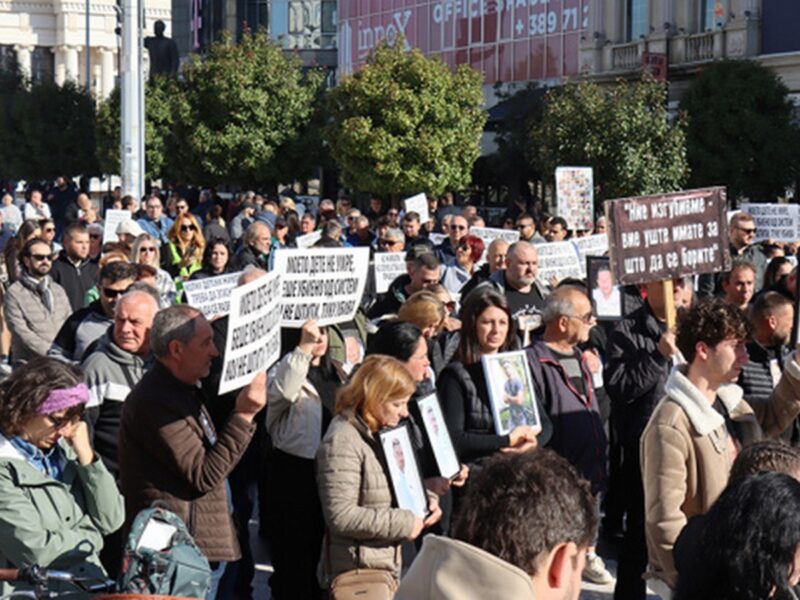 Пожежа в Північній Македонії: тисячі людей вимагають справедливості