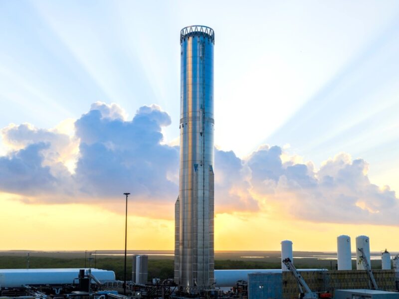 Оновлений SpaceX Starship вибухнув під час ранніх випробувань