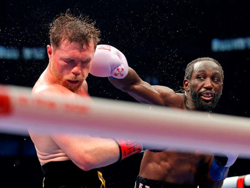 Канело прагне другого бою з Кроуфордом