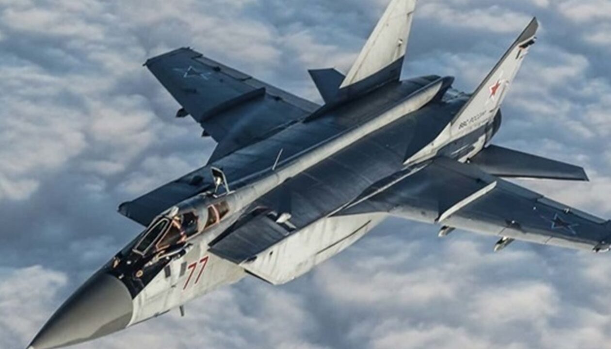 РФ запустила Калібри з Чорного моря: куди летять