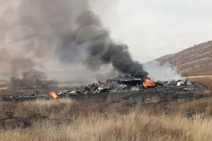 На кордоні Грузії й Азербайджану розбився турецький військовий літак (фото, відео)